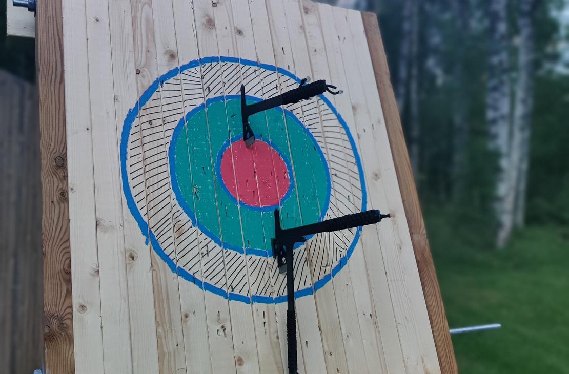 Rajamailla neliottelu