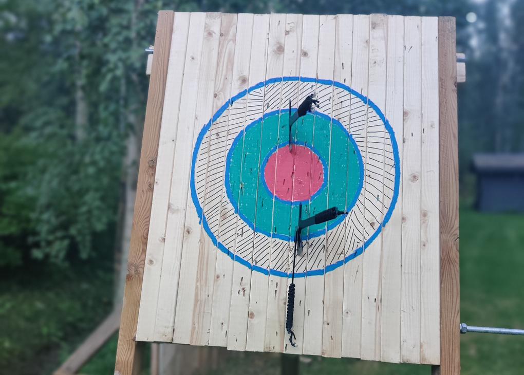 Rajamailla neliottelu