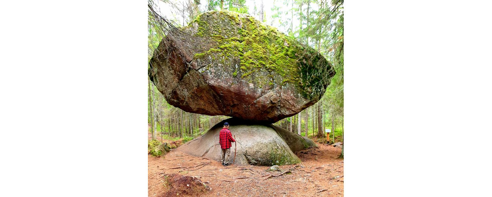 Kummakivi